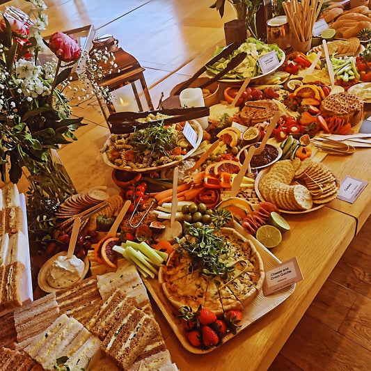 eco-friendly-dinnerware-for-gathering