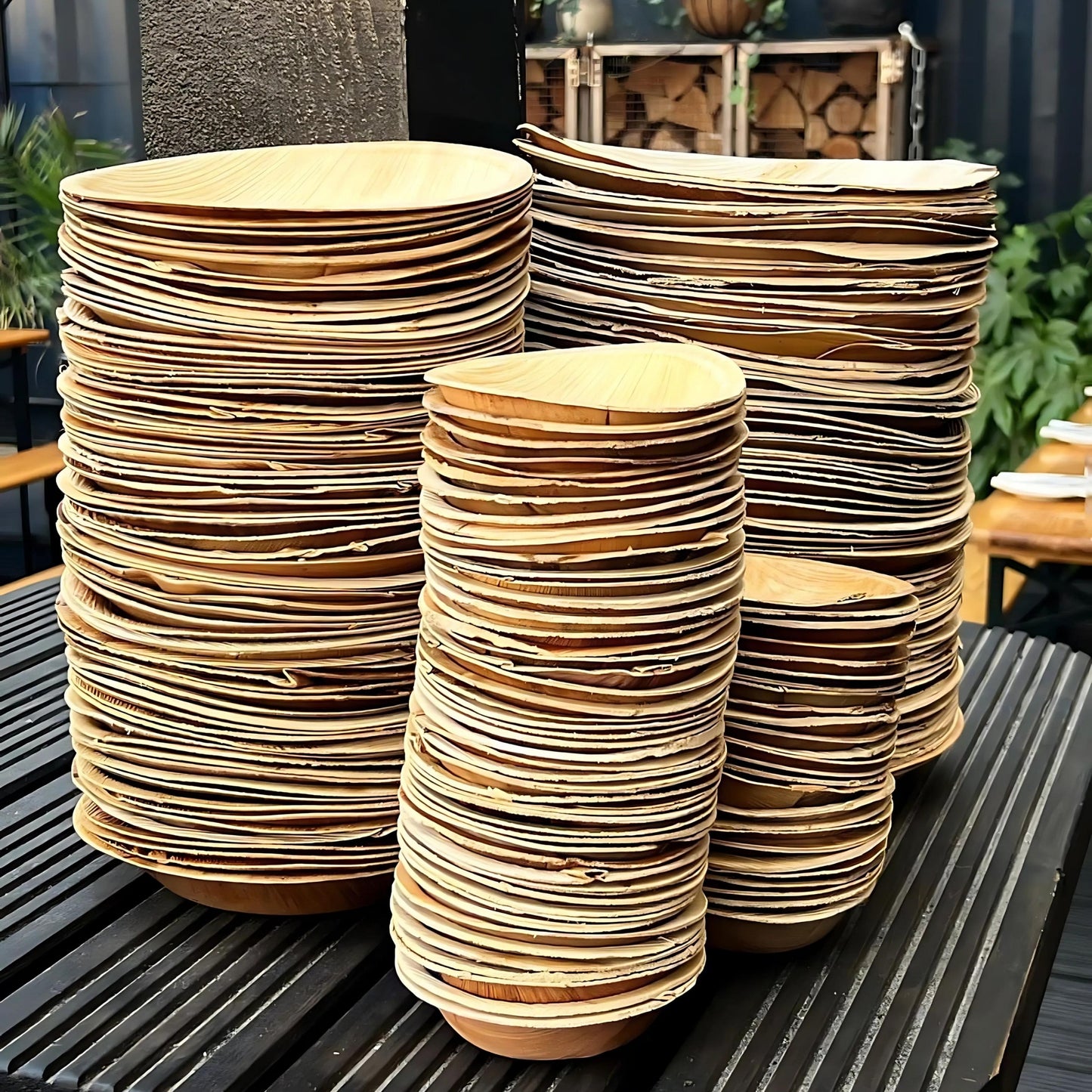 Areca Palm Leaf Plates - 8 Inch Round (200 pcs/box)